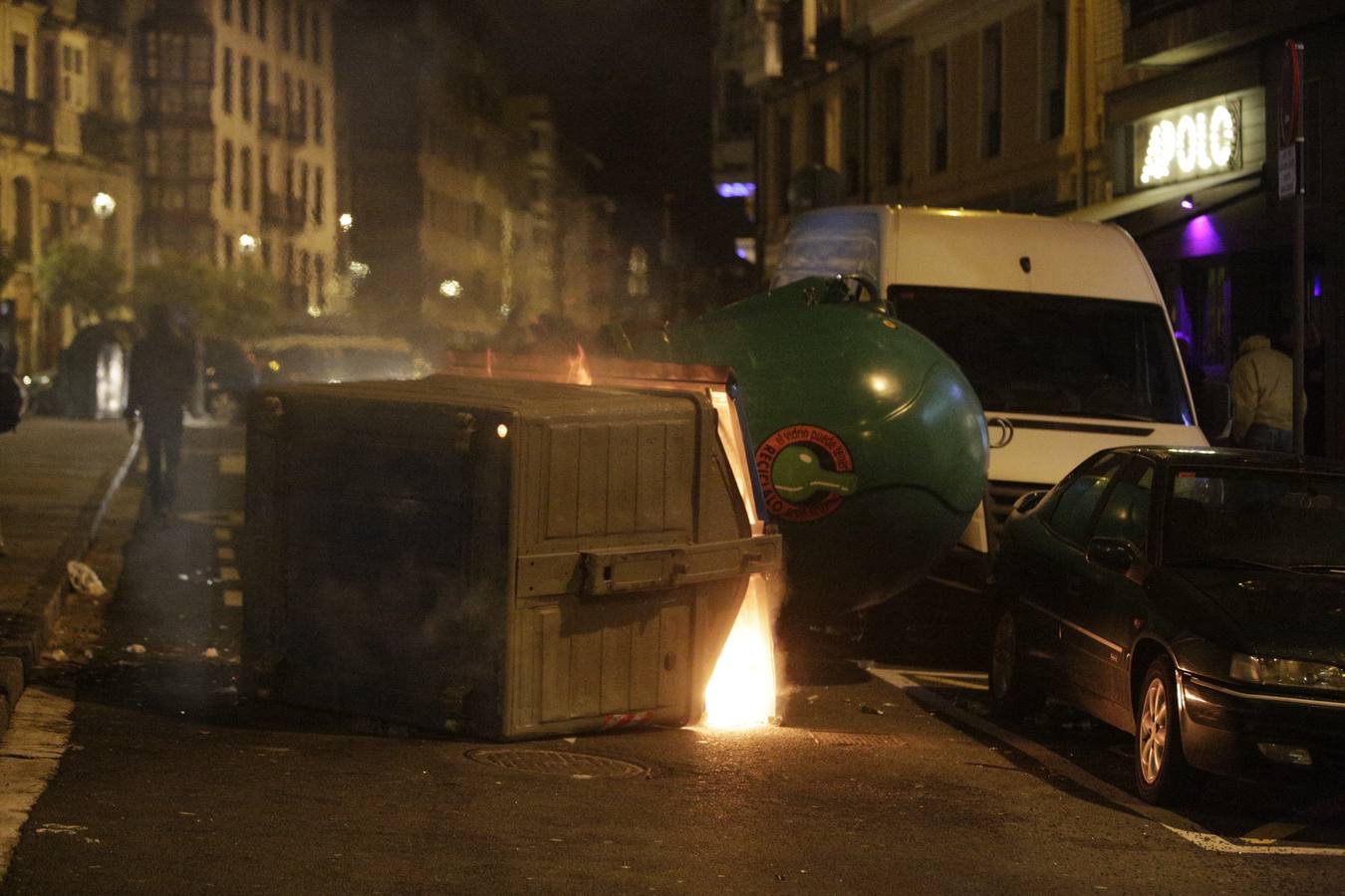 Batalla campal en Vitoria tras la manifestación en memoria de las víctimas del 3 de marzo