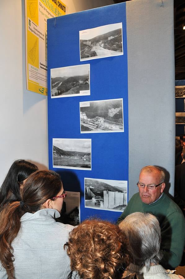 Homenaje a los fallecidos en las obras de construcción de las presa de Torrejón el Rubio