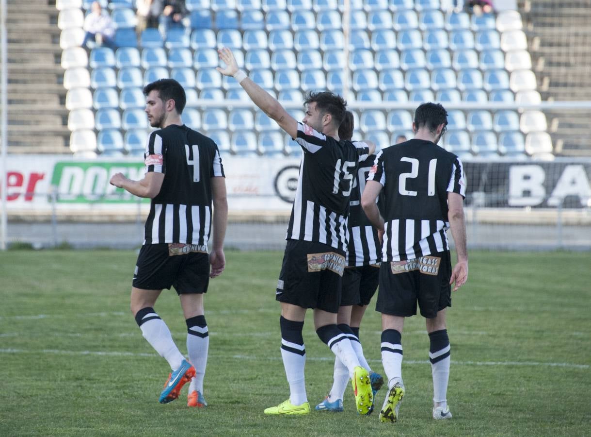 El CD Badajoz se lleva el derbi pacense