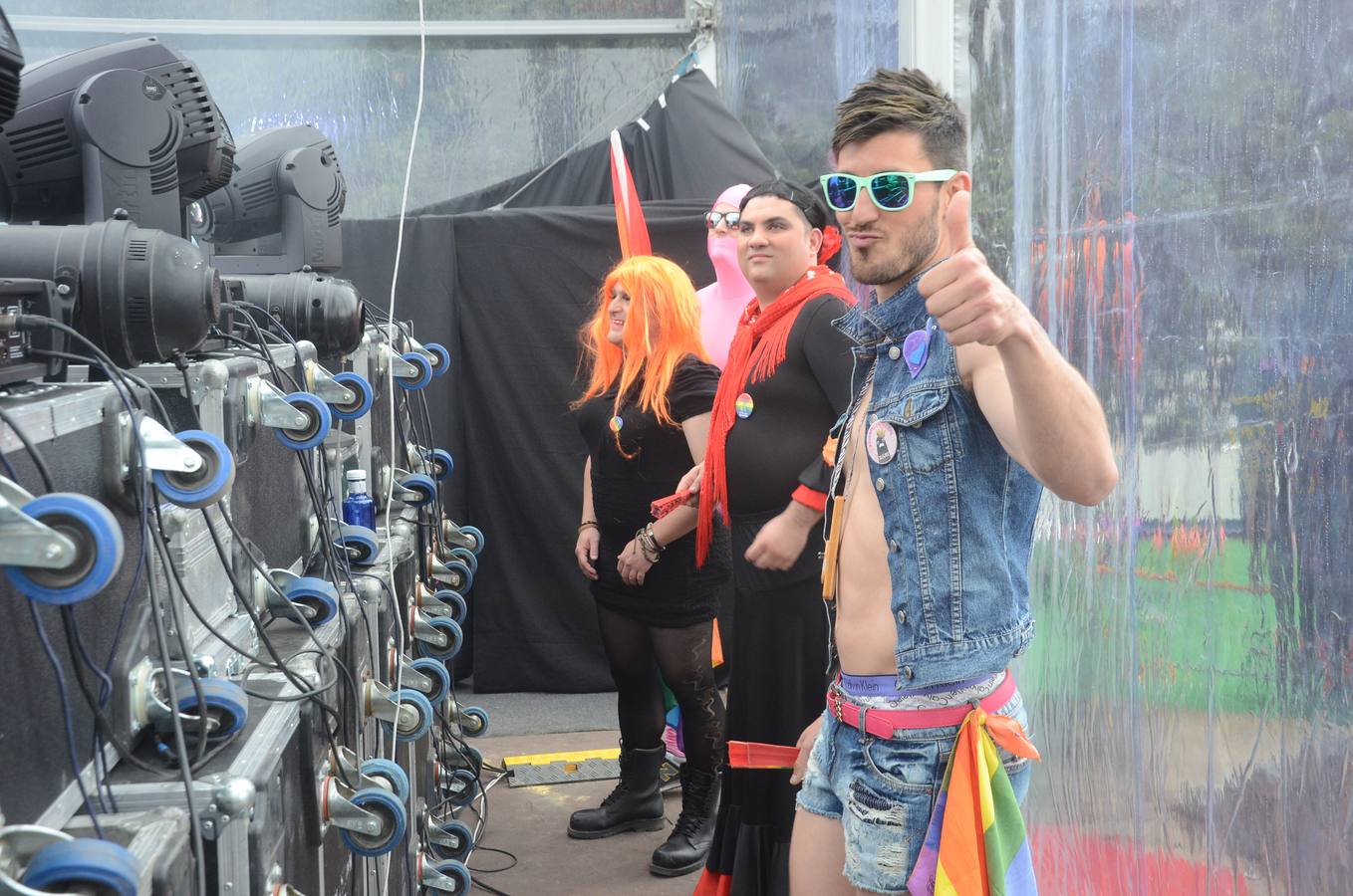 Los Palomos desafían a la lluvia