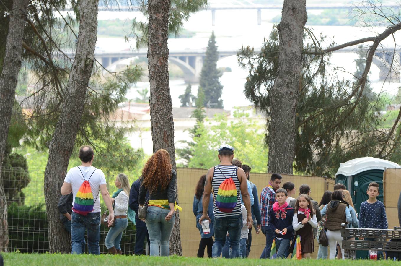 Los Palomos desafían a la lluvia