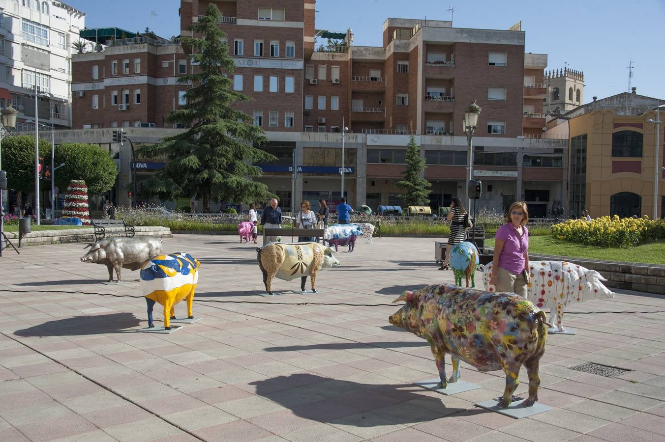 Viernes, 5 de junio. Inauguración de la exposición itinerante Iberian Pork Parade en la plaza de San Atón de Badajoz. Fotografías: Pakopí