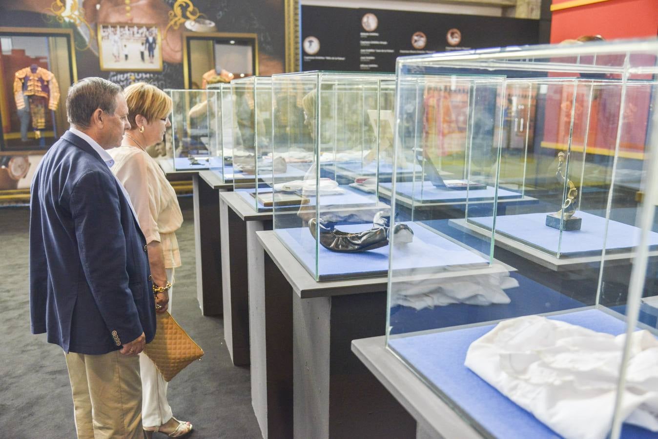 Jueves, 11 de junio: Inauguración de la Feria del Caballo y del Toro “Ecuextre” en Badajoz. Fotografías: J. V. Arnelas.