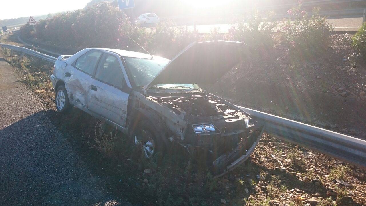 Doble accidente en la A-5 cerca de Lobón