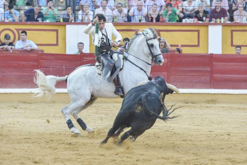 Las mejores imágenes de la corrida de rejones