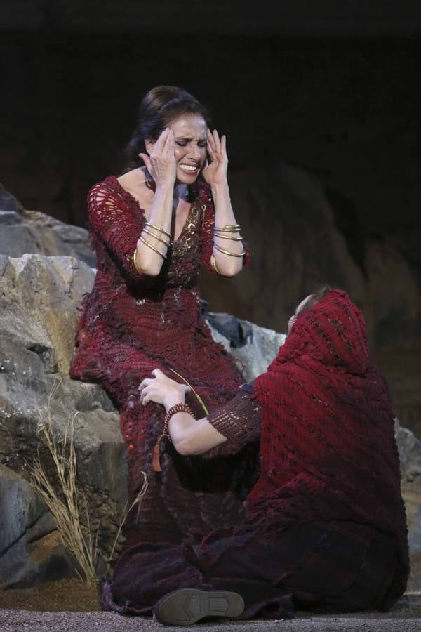 Ensayo de Medea, entre el mito y lo terrenal