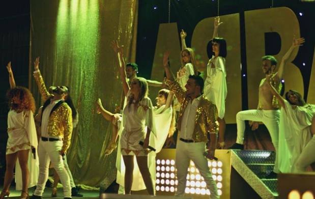 Musical ABBA en Hornachos. 