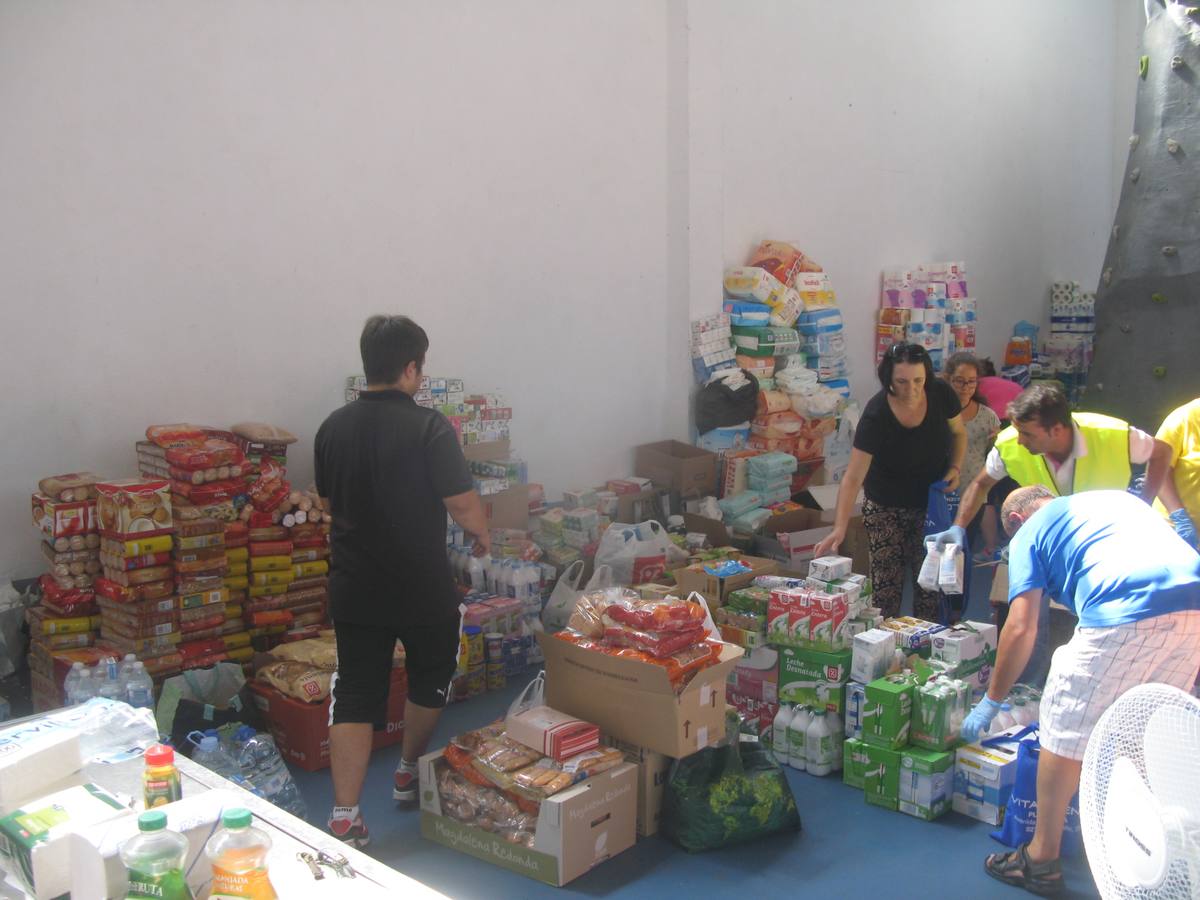 Moraleja se vuelca con las personas desalojadas por el fuego