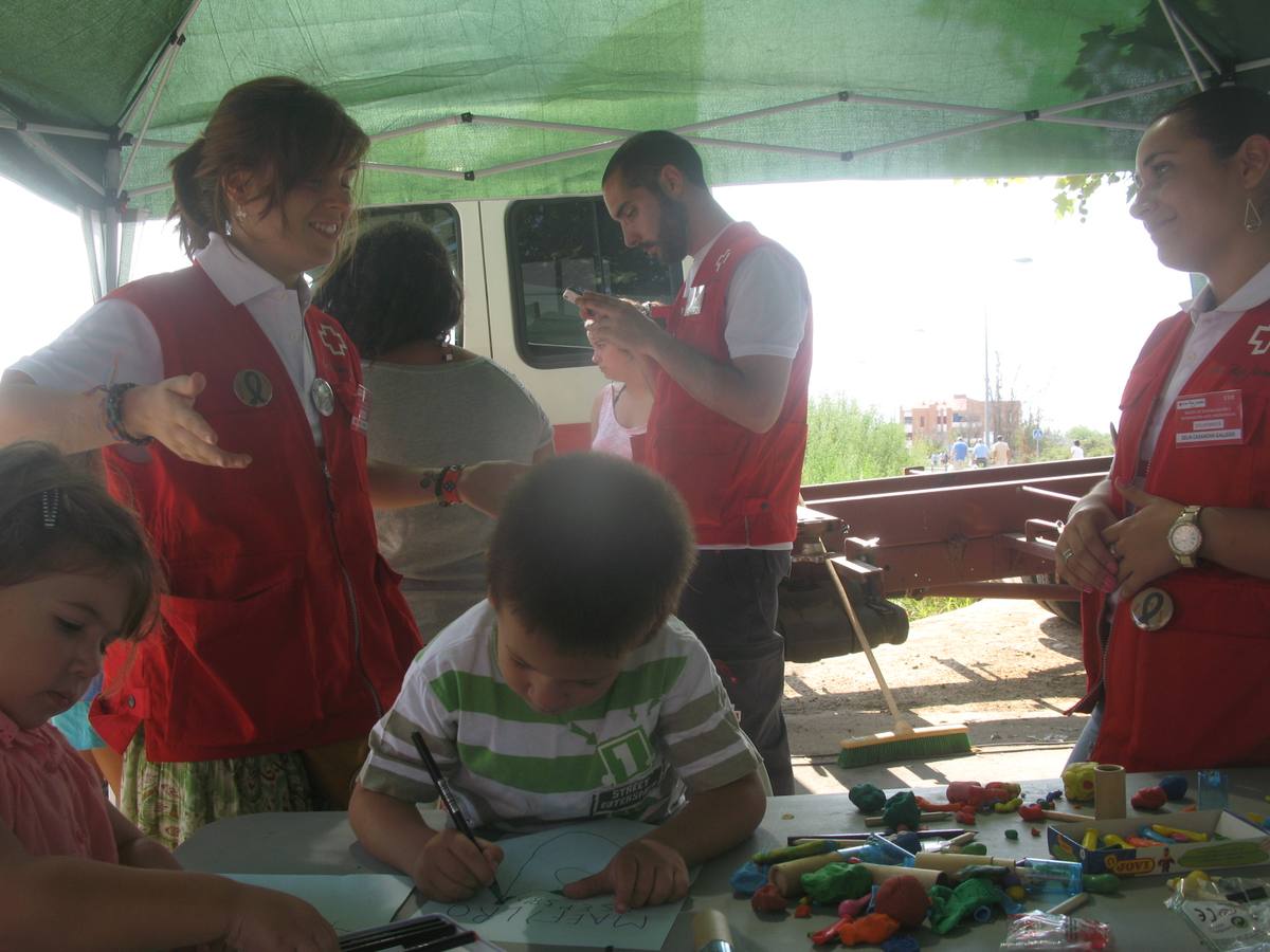 Moraleja se vuelca con las personas desalojadas por el fuego
