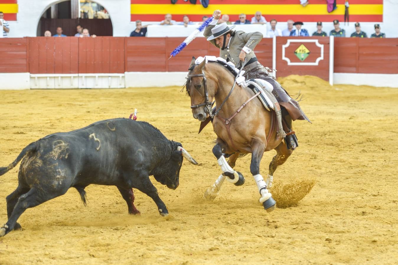 Tarde triunfal de rejones en Zafra