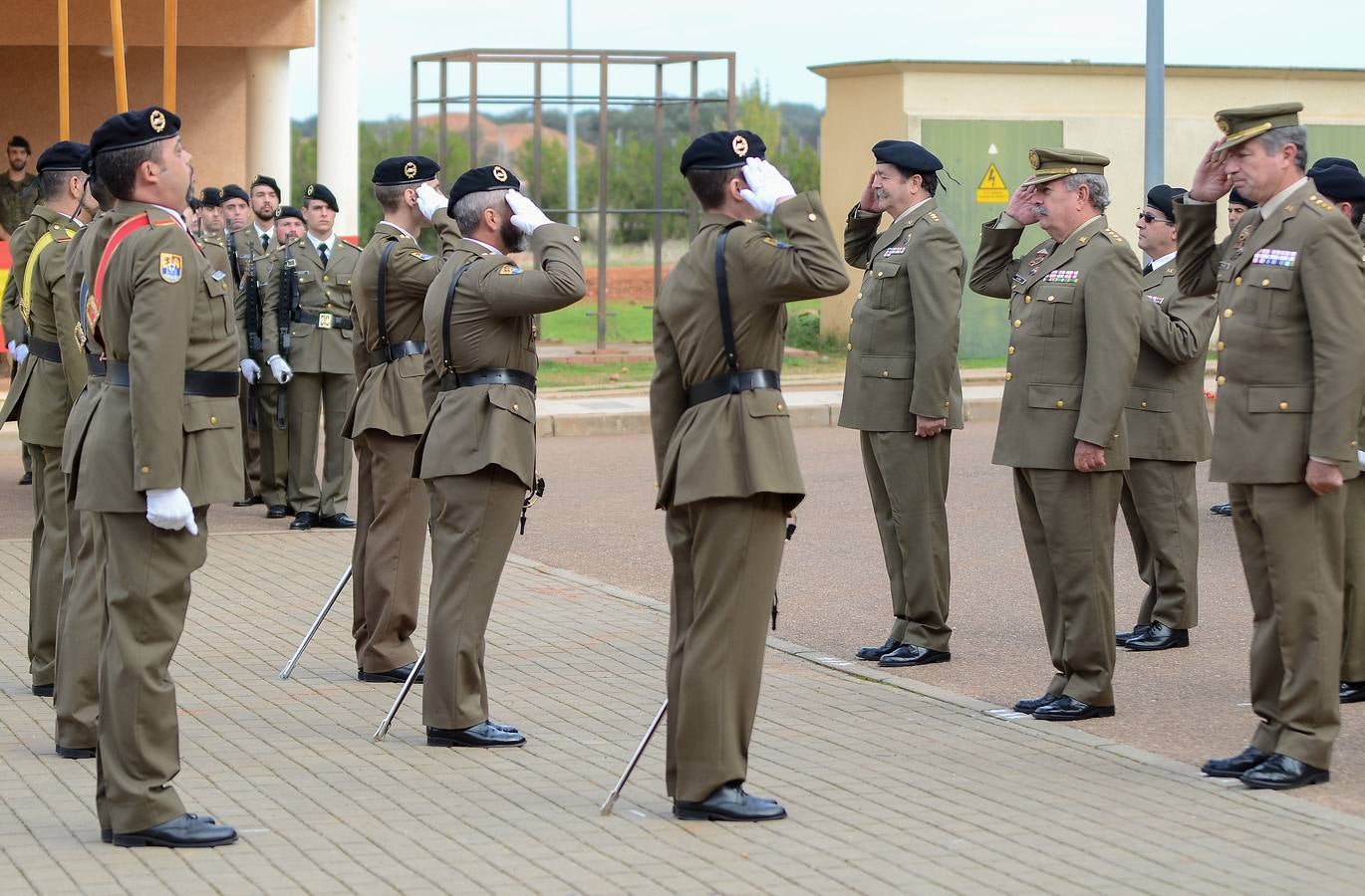 La Base de Bótoa acoge a un nuevo grupo caballería