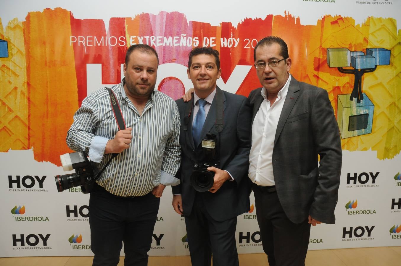 Lorenzo Cordero, José Manuel Romero y Brígido Fernández, fotógrafos del Diario HOY