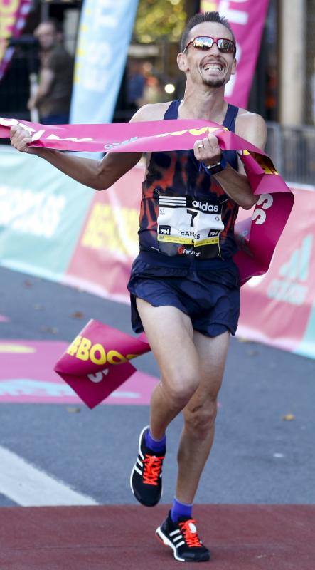Las imágenes de la dura medio maratón Behobia-San Sebastián