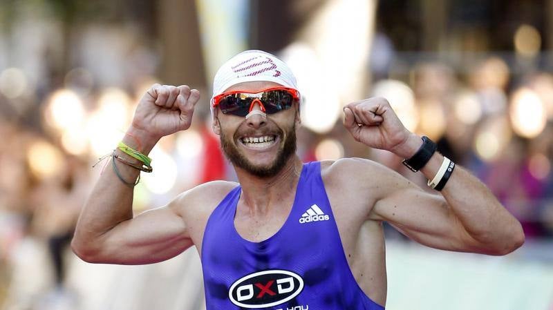 Las imágenes de la dura medio maratón Behobia-San Sebastián