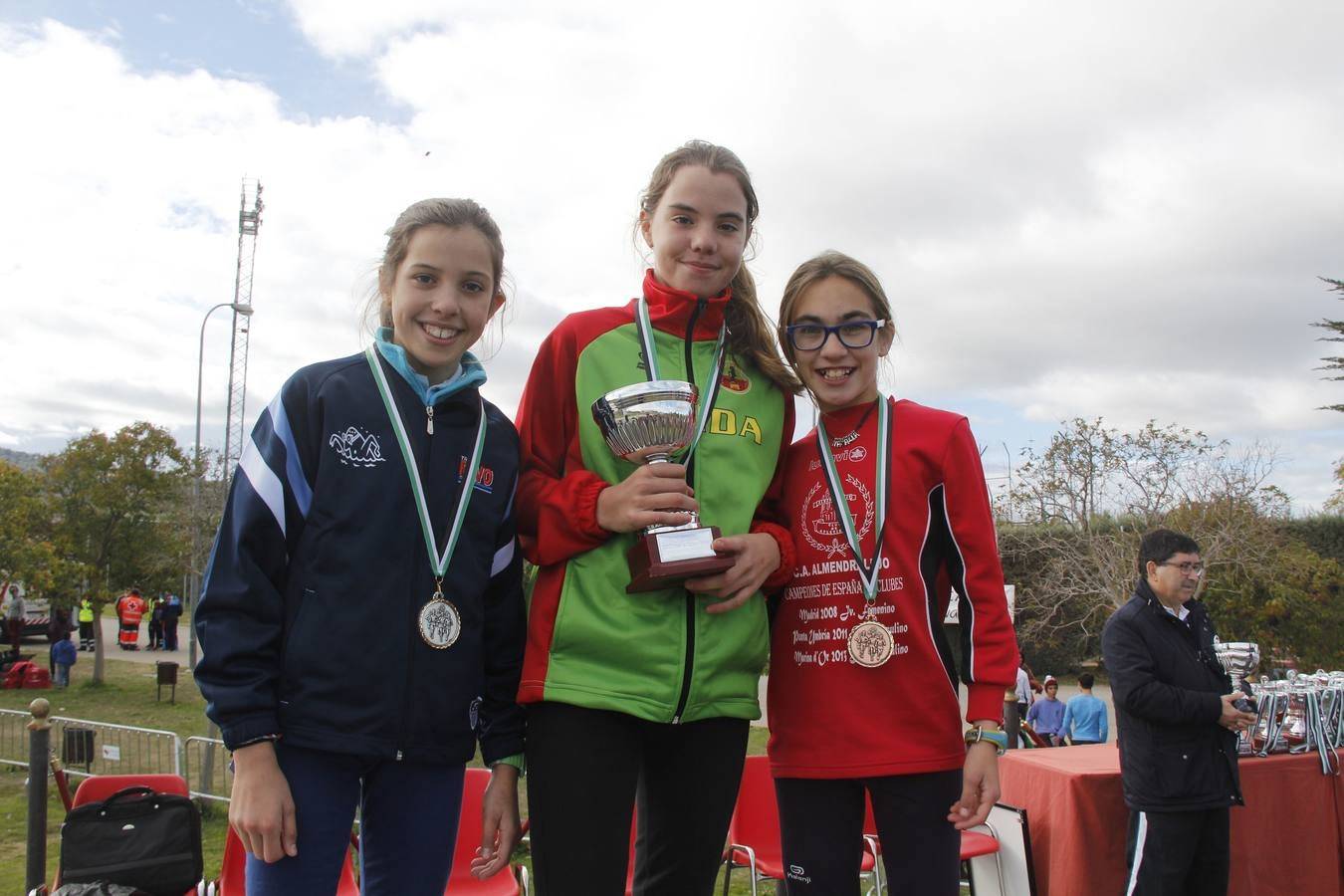 Más de 1.200 atletas, en el Trofeo Diputación de Campo a Través