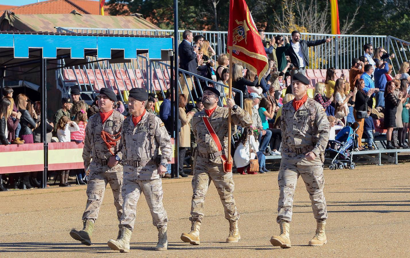 Acto de despedida de los 231 militares que viajarán a Irak