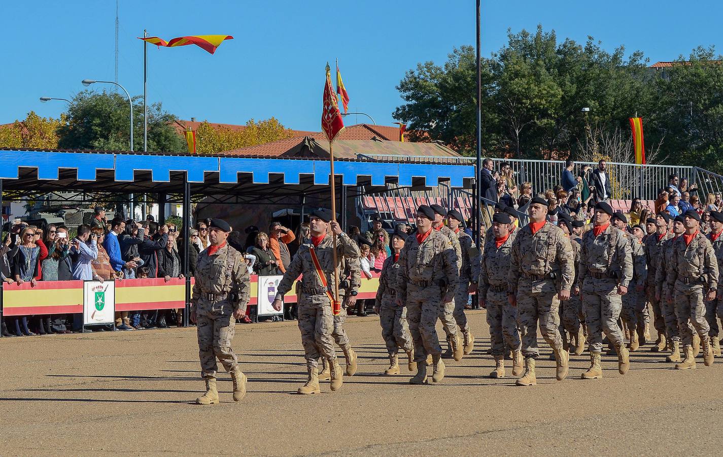 Acto de despedida de los 231 militares que viajarán a Irak