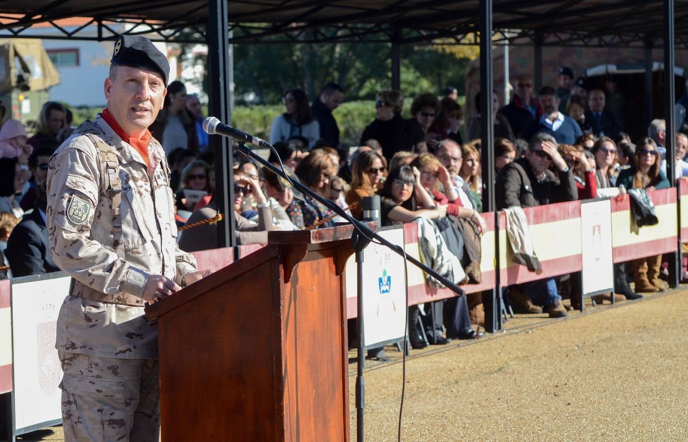Acto de despedida de los 231 militares que viajarán a Irak