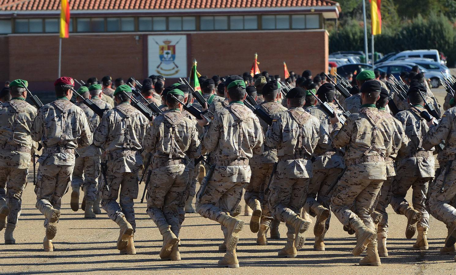 Acto de despedida de los 231 militares que viajarán a Irak