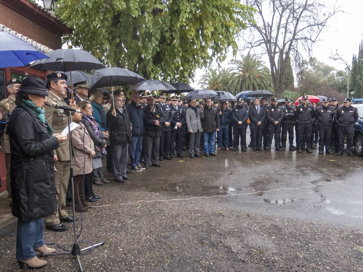 Minuto de silencio en Badajoz. Fotografía: Pakopí