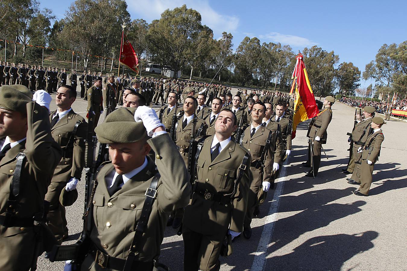 599 jóvenes soldados juran bandera en Cáceres