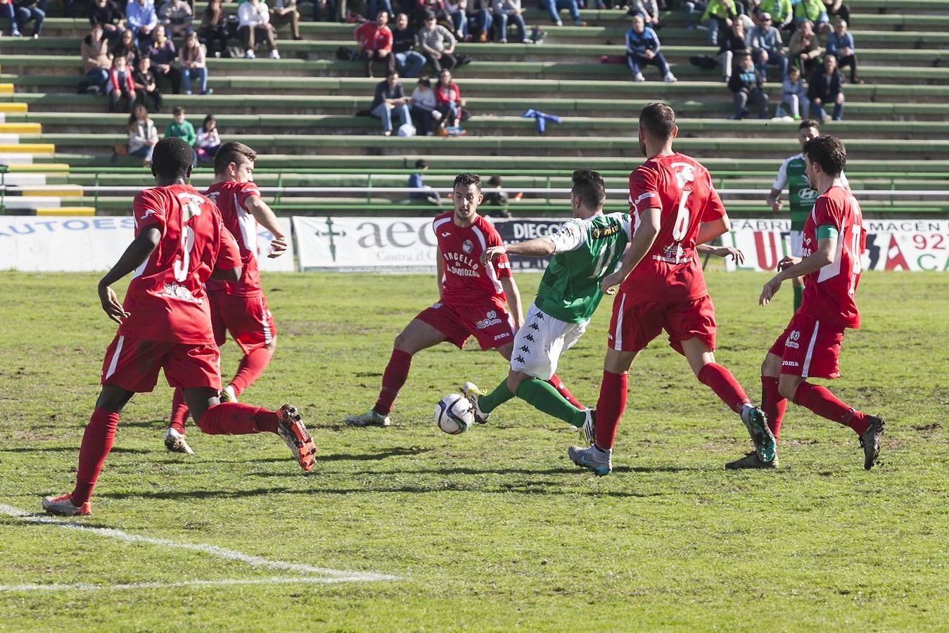 Cacereño 0- Somozas 2