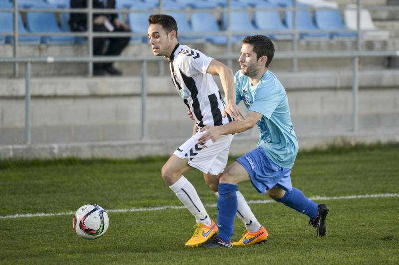 Victoria del CD Badajoz ante el Azuaga (3-2)