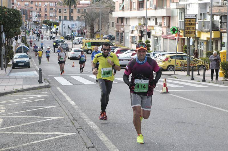 Búscate en la VI media maratón &#039;Ciudad de Plasencia&#039; (1)