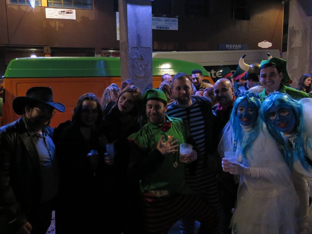 Noche de sábado de Carnaval en Badajoz