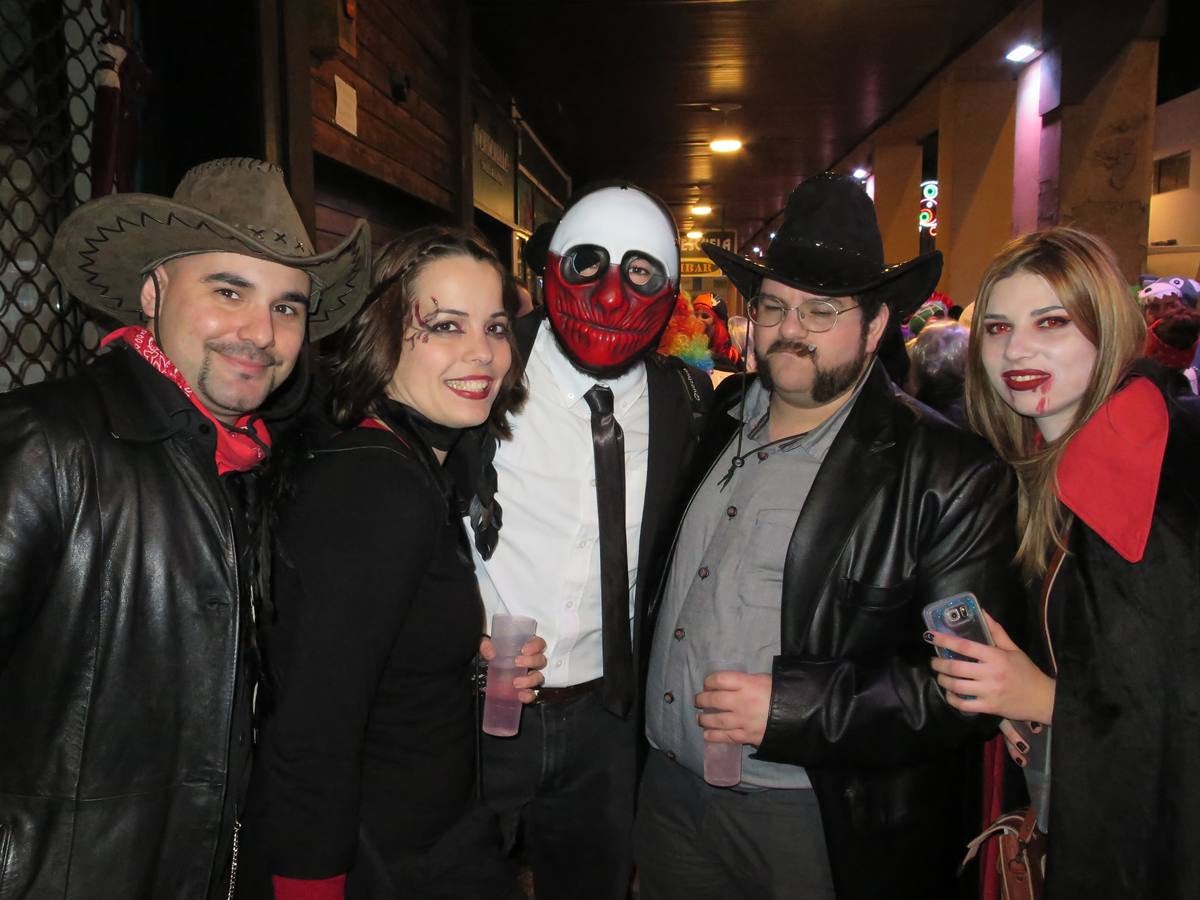 Noche de sábado de Carnaval en Badajoz