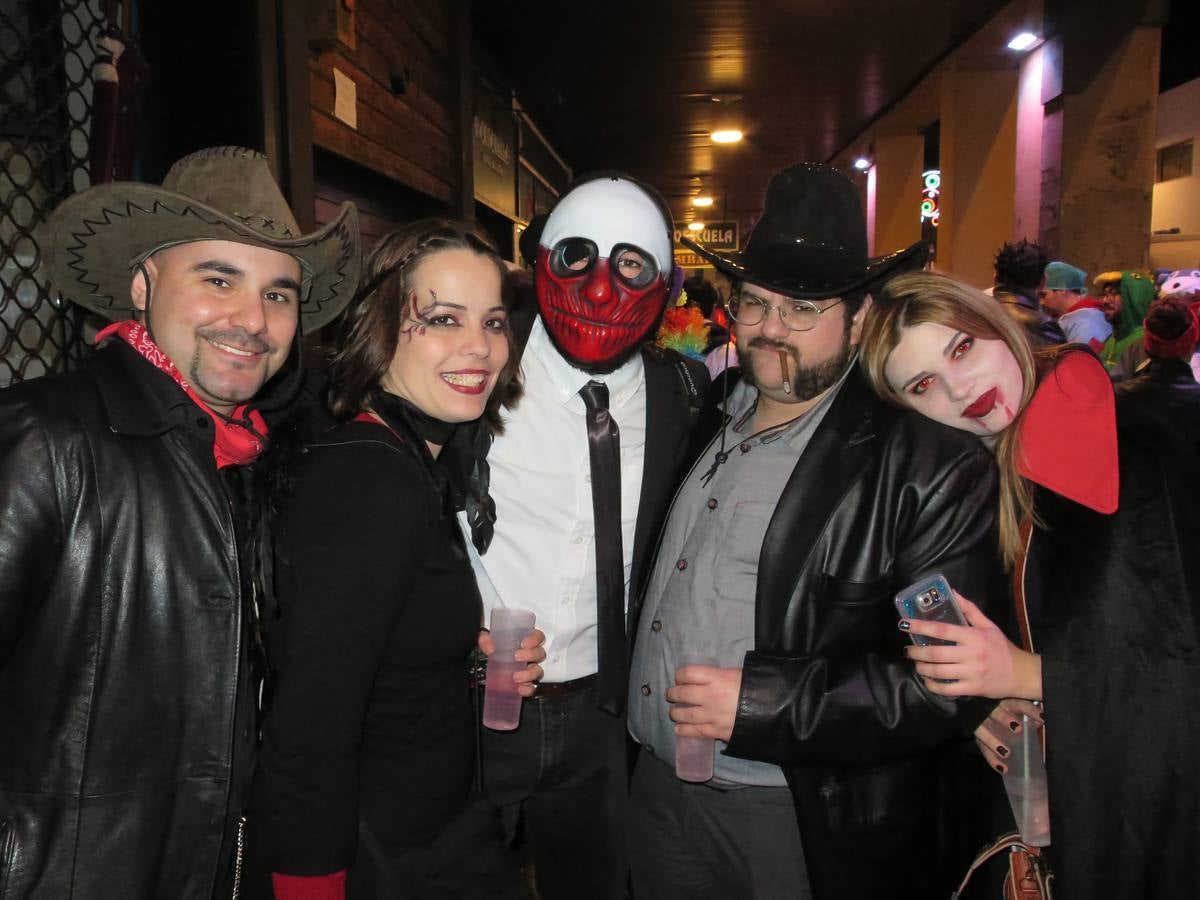 Noche de sábado de Carnaval en Badajoz