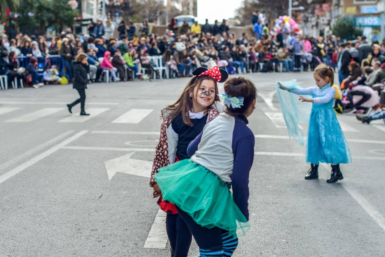 Ambiente en el desfile de comparsas de Badajoz 2016