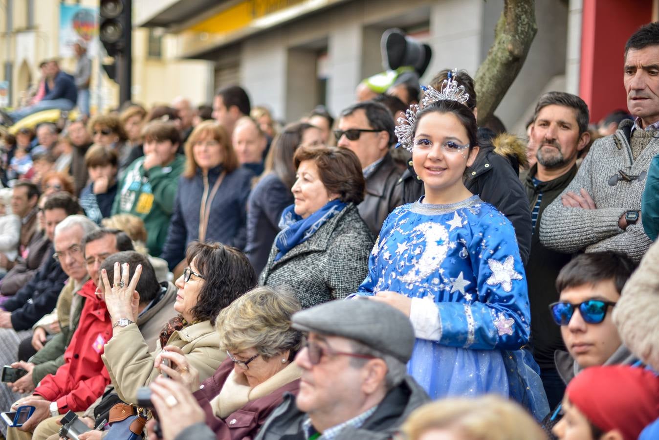 Ambiente en el desfile de comparsas de Badajoz 2016