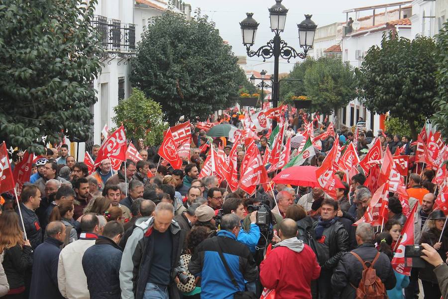 Concentración contra el cierre de la mina Aguablanca en Monesterio