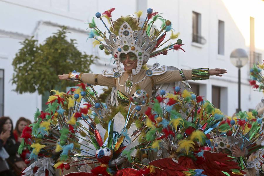 La Garrovilla baila a ritmo de Carnaval