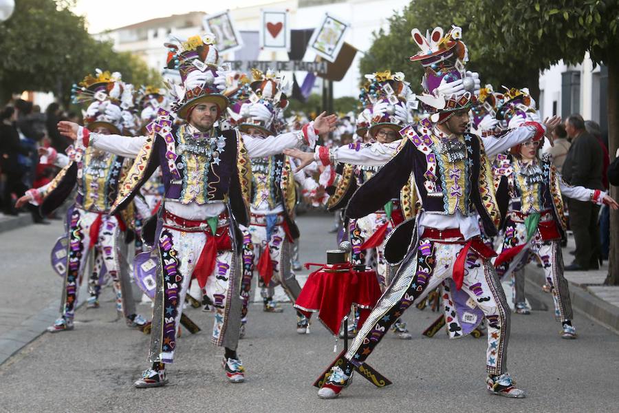 La Garrovilla baila a ritmo de Carnaval