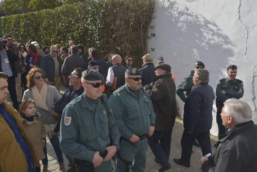 Ambiente y rostros conocidos en los festejos dominicales de  Olivenza