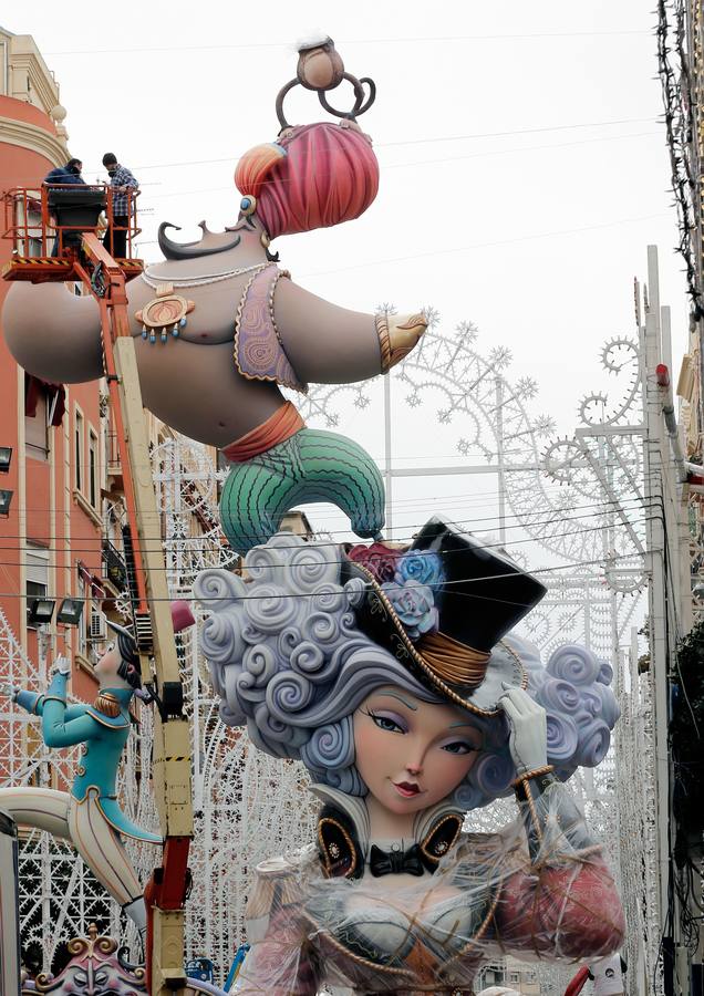 Las fallas ya se pueden ver en las calles de Valencia