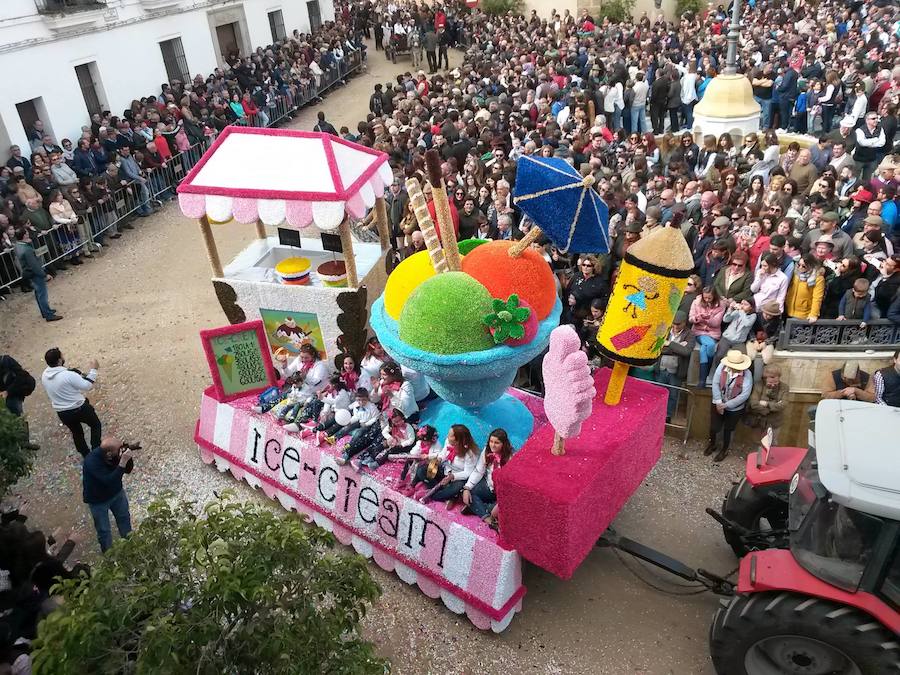 Carrozas en la romería de PIedraescrita