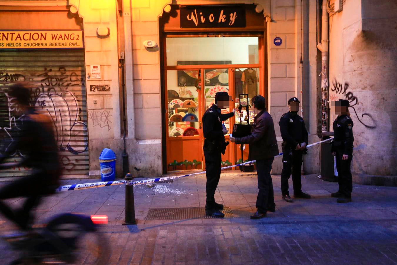 Apuñalada una mujer en plena calle en Valencia