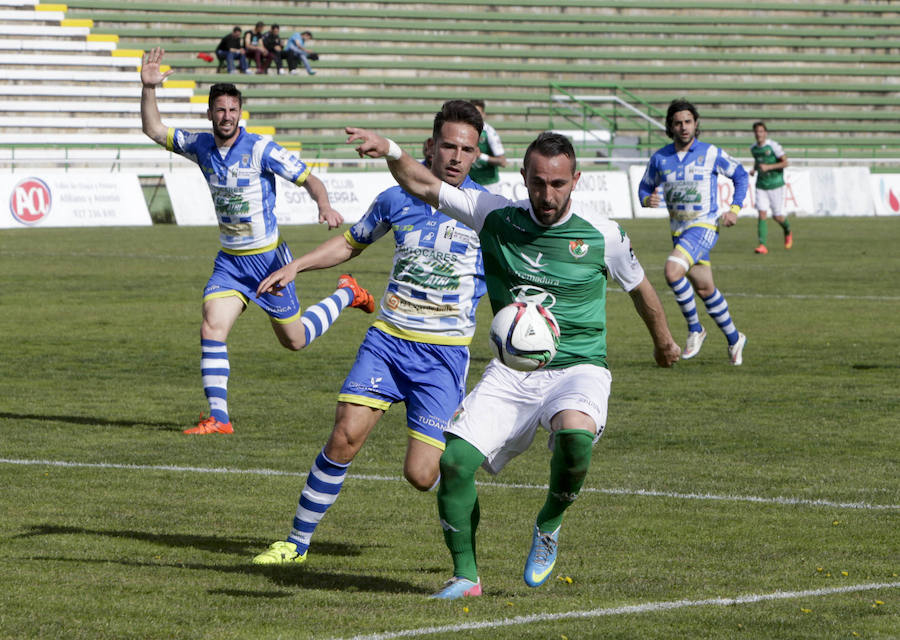 Empate sin goles entre Cacereño y Arandina