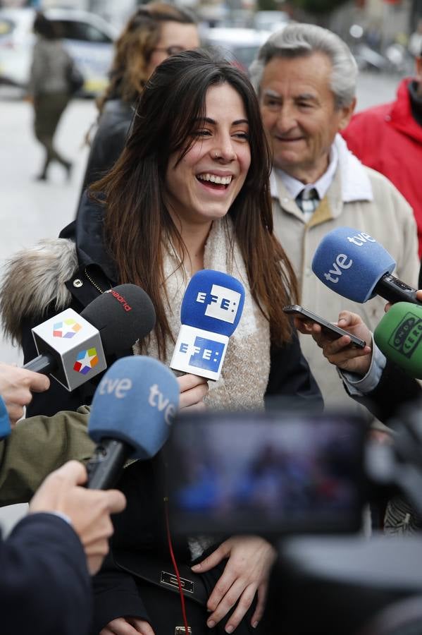 Los españoles rescatados en Malasia ya se encuentran en tierra firme