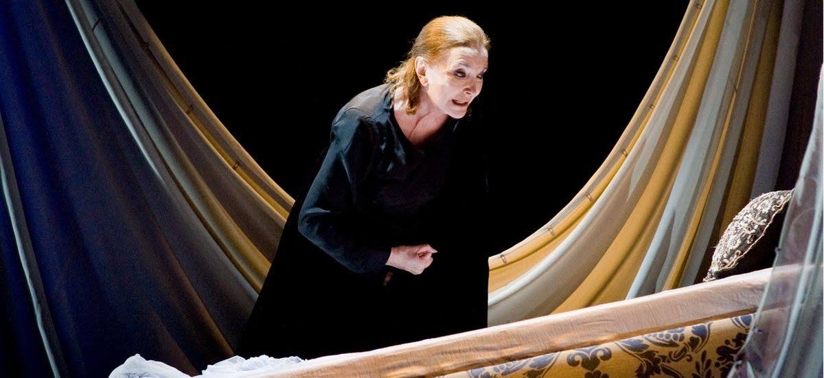 Miércoles, 11 de mayo. La actriz, directora y escenógrafa española Nuria Espert fue galardonada con el premio Princesa de Asturias de las Artes. EFE Fotografías: Agencias