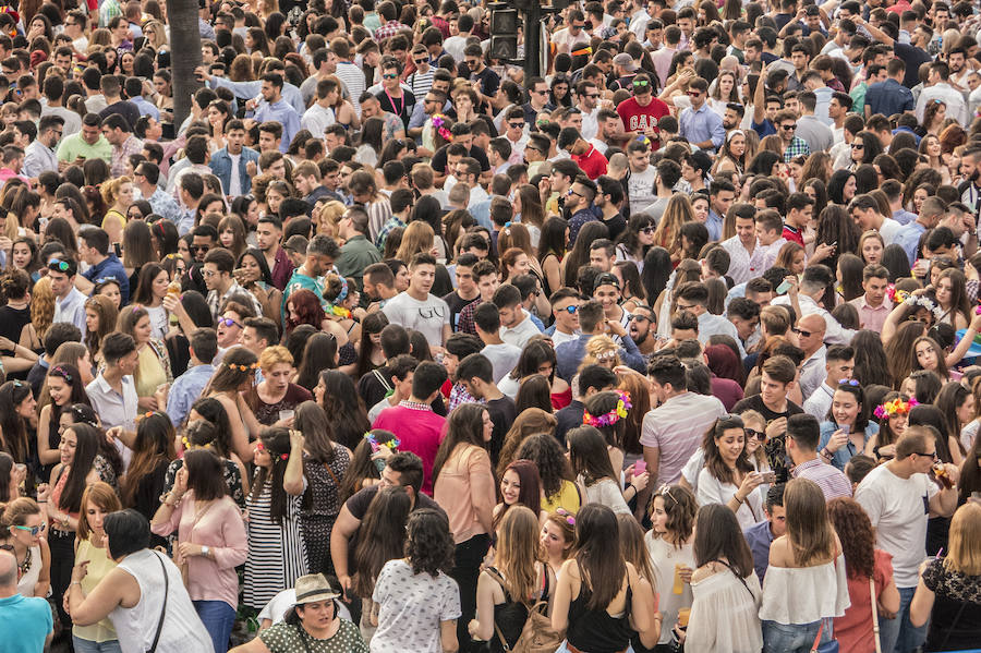 Los Palomos toman las calles de Badajoz