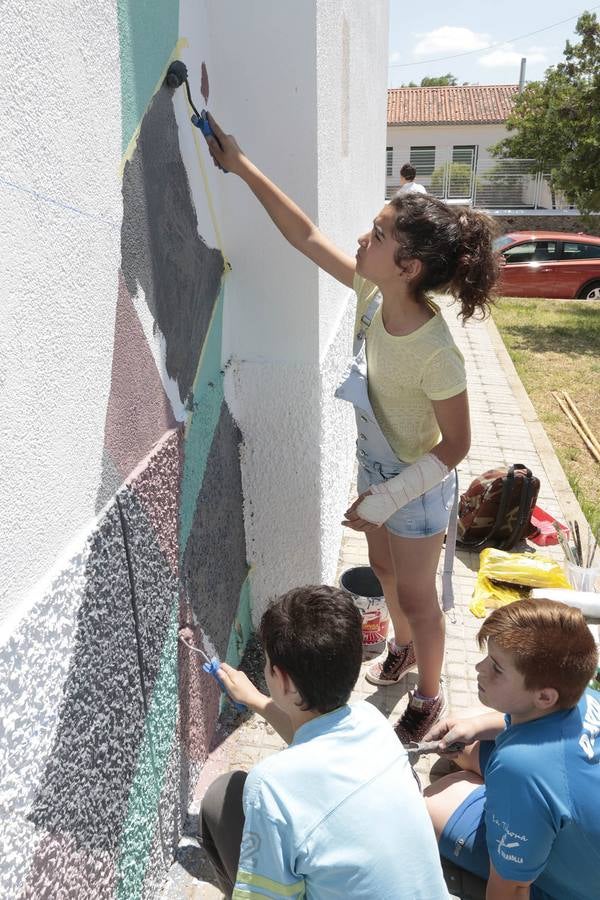 Mural sobre maltrato animal en Serradilla