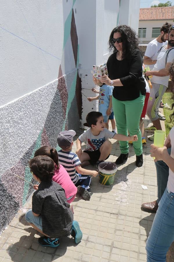 Mural sobre maltrato animal en Serradilla