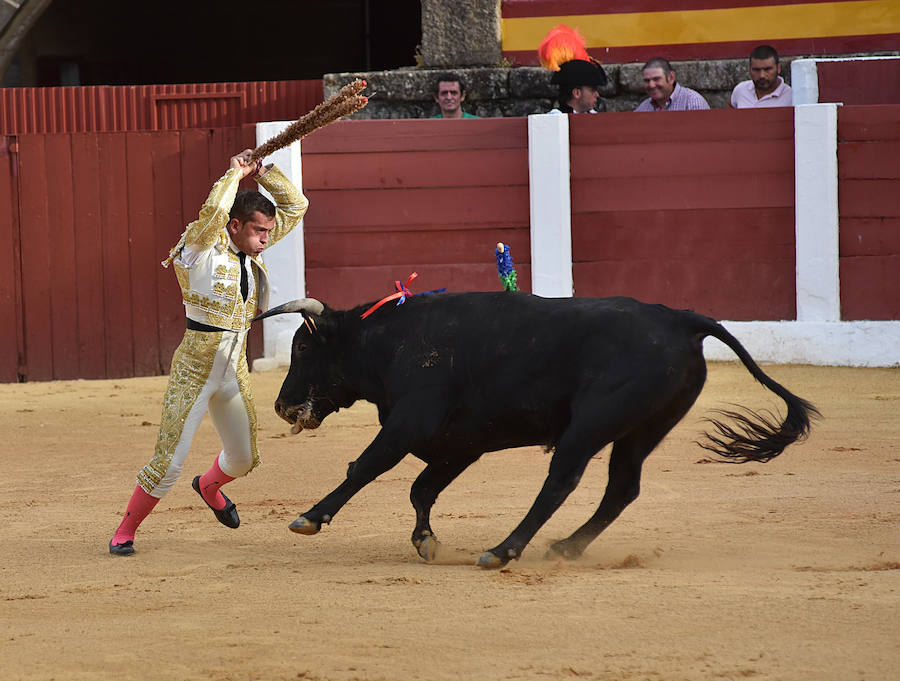 Puerta grande para José Rojo y Alejandro Mora en su presentación en Plasencia