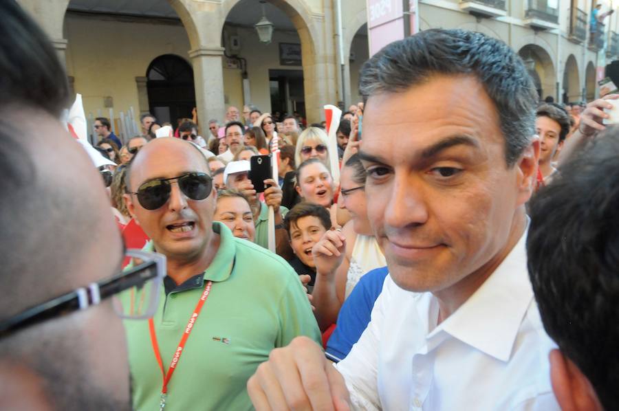 Mitin de Pedro Sánchez en Villanueva