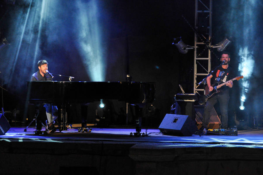 Pablo López ofrece el primer concierto en el Teatro de Medellín