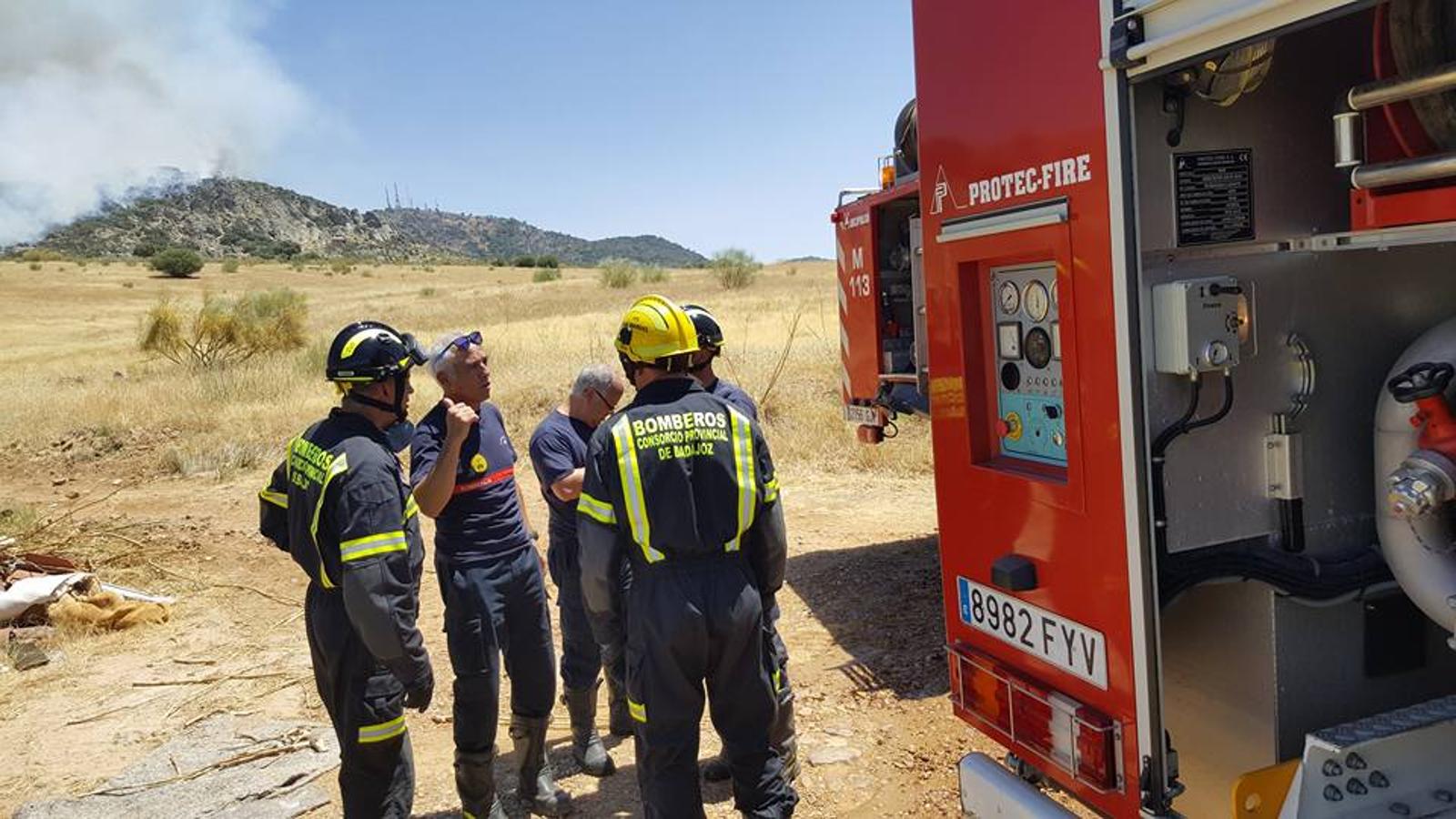 Declarado un incendio en Arroyo de San Serván sin peligro para la población